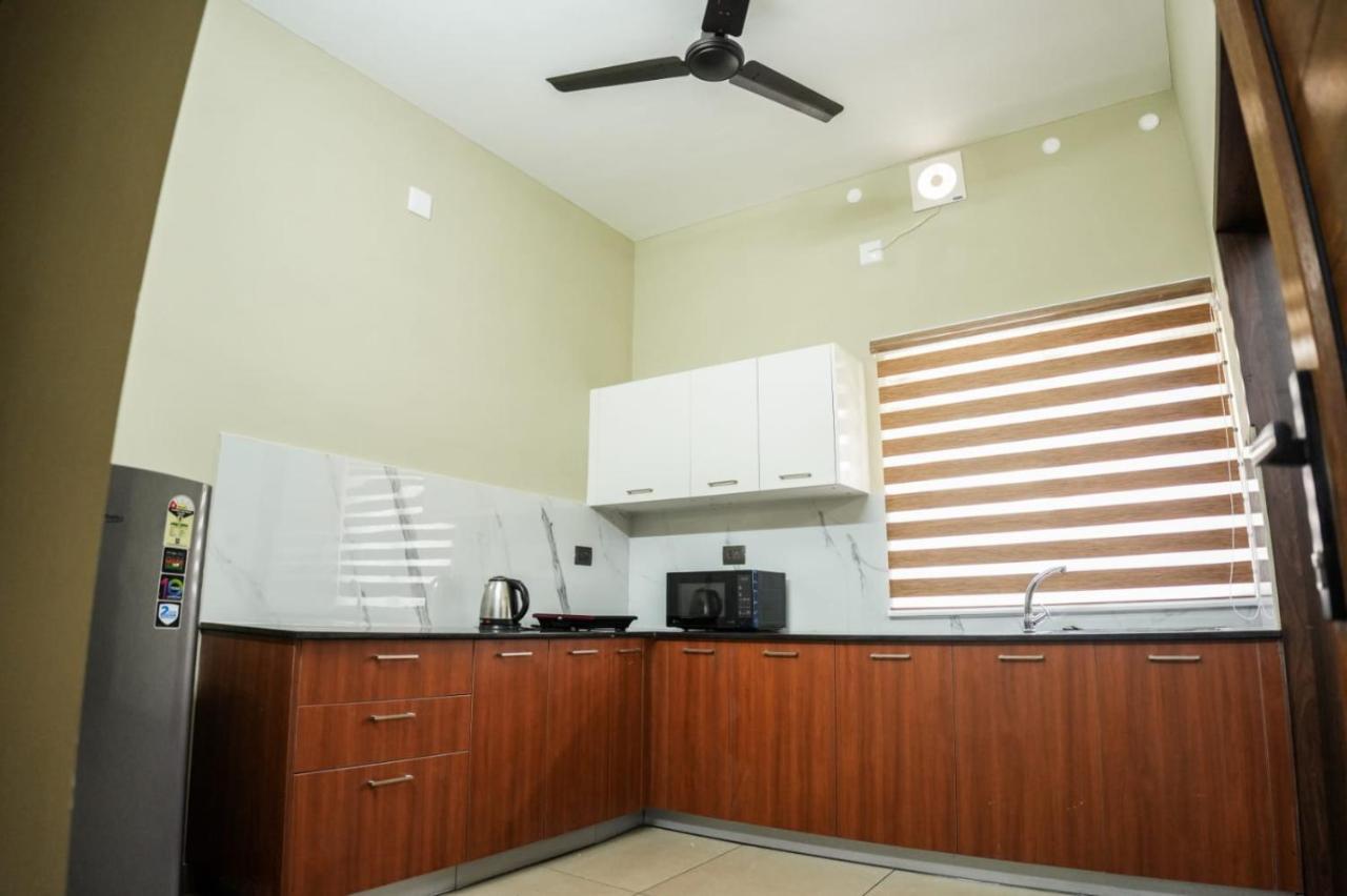 Zennova Furnished Apartment Alappuzha Εξωτερικό φωτογραφία